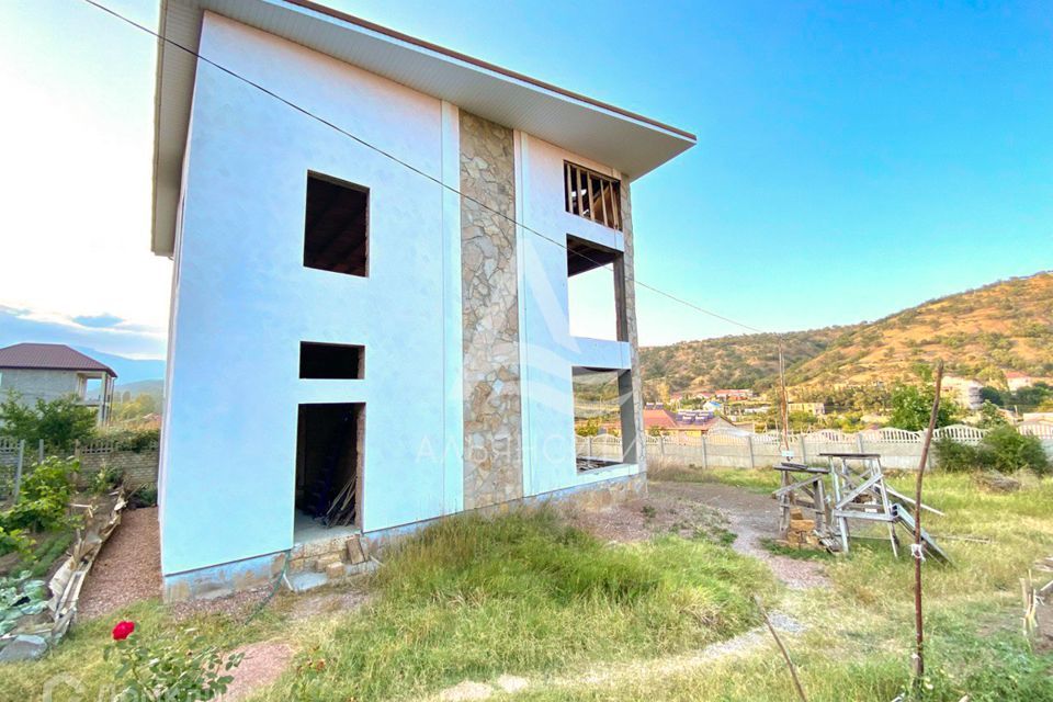 дом г Алушта с Солнечногорское ул Молодежная 88а фото 2