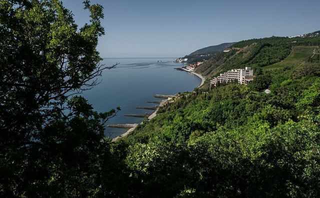 г Алушта с Лазурное ул Головкинского фото