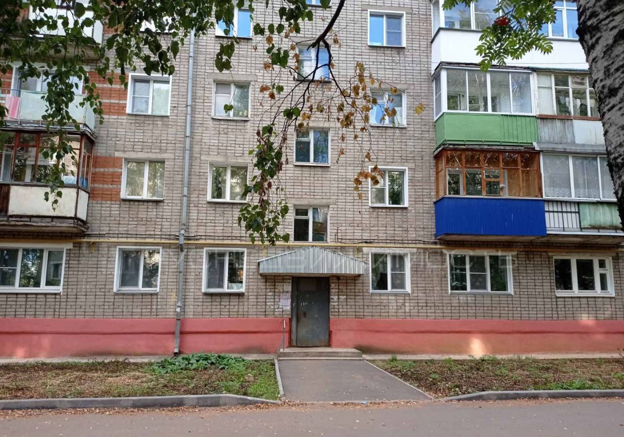 квартира г Киров р-н Первомайский микрорайон Коминтерновский ул. 8 Марта, 9 фото 3