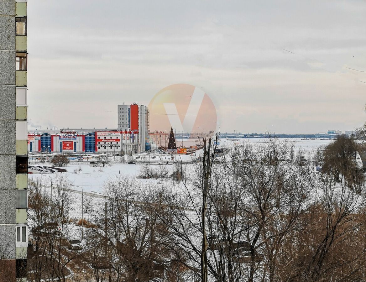 квартира г Омск р-н Кировский 11-й микрорайон ул 70 лет Октября 13/2 Кировский административный округ фото 12