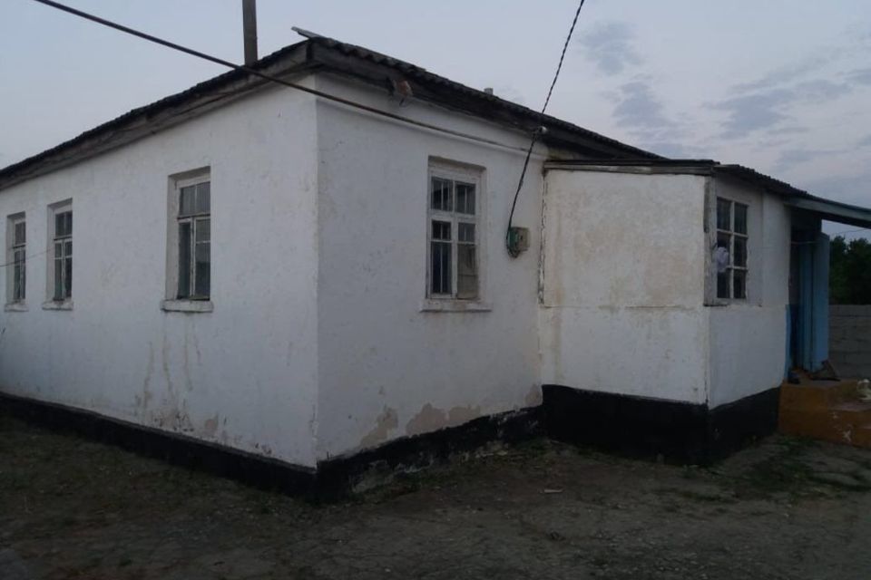 дом р-н Кумторкалинский пгт Тюбе ул Дзержинского 12а фото 1