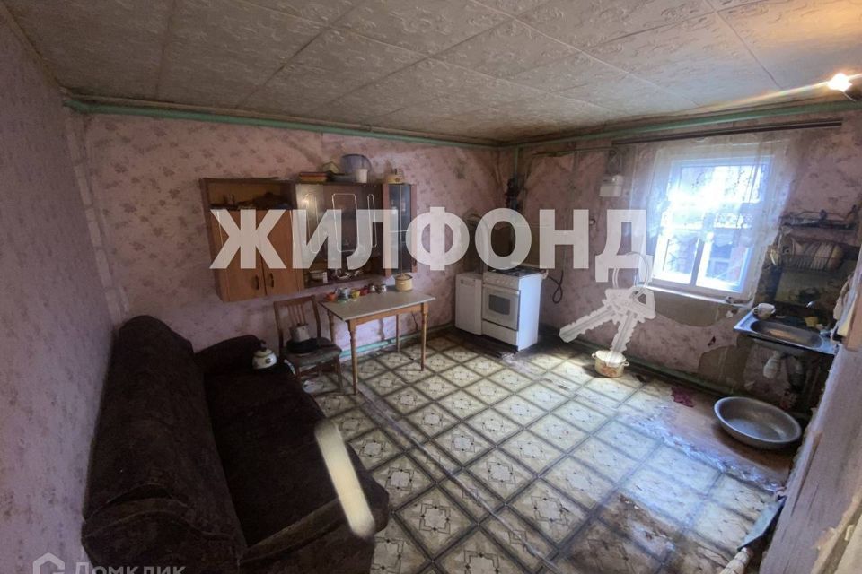 дом р-н Яковлевский с Гостищево ул Калинина 102 фото 1
