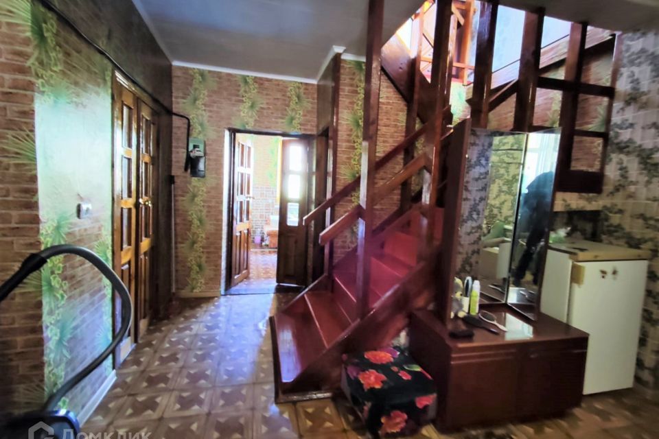 дом р-н Апшеронский г Хадыженск ул Профсоюзная 130 фото 3