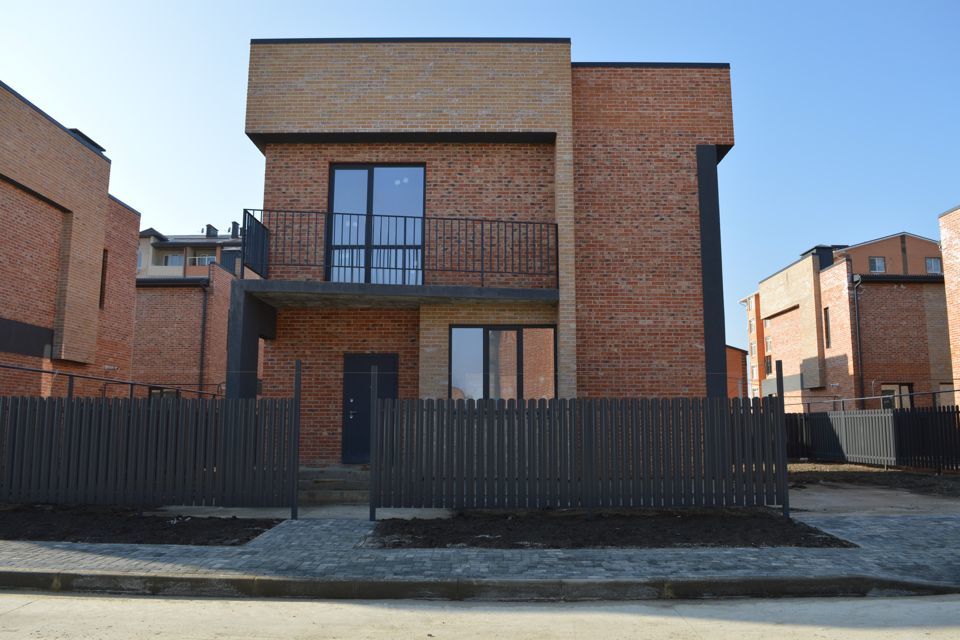 дом г Краснодар р-н Прикубанский ул 1-го Мая 428/1 фото 3