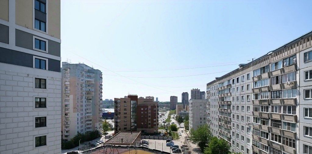 квартира г Новосибирск р-н Дзержинский ул Кошурникова 22 фото 25