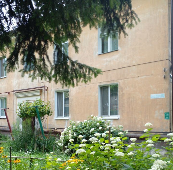 квартира г Брянск п Белые Берега ул Карла Маркса 10 р-н Фокинский фото 1