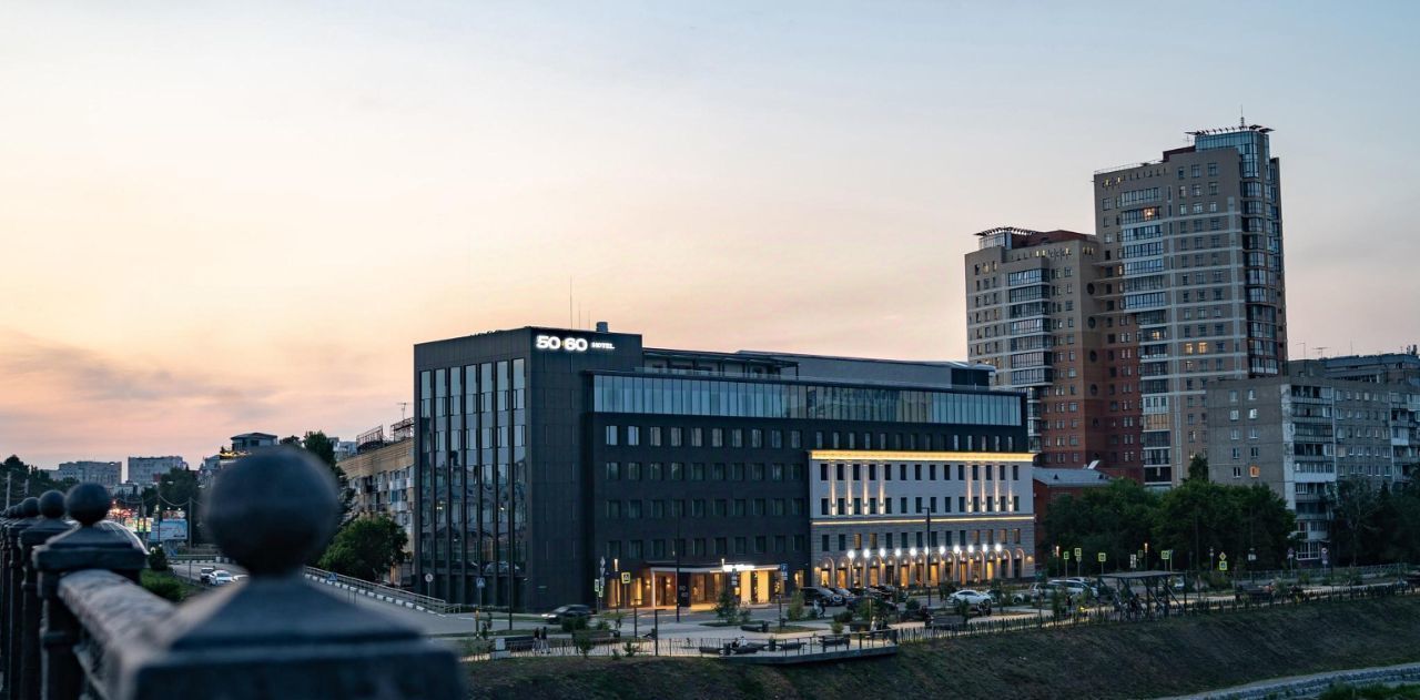 комната г Омск р-н Центральный ул Т.К.Щербанева 20 фото 8
