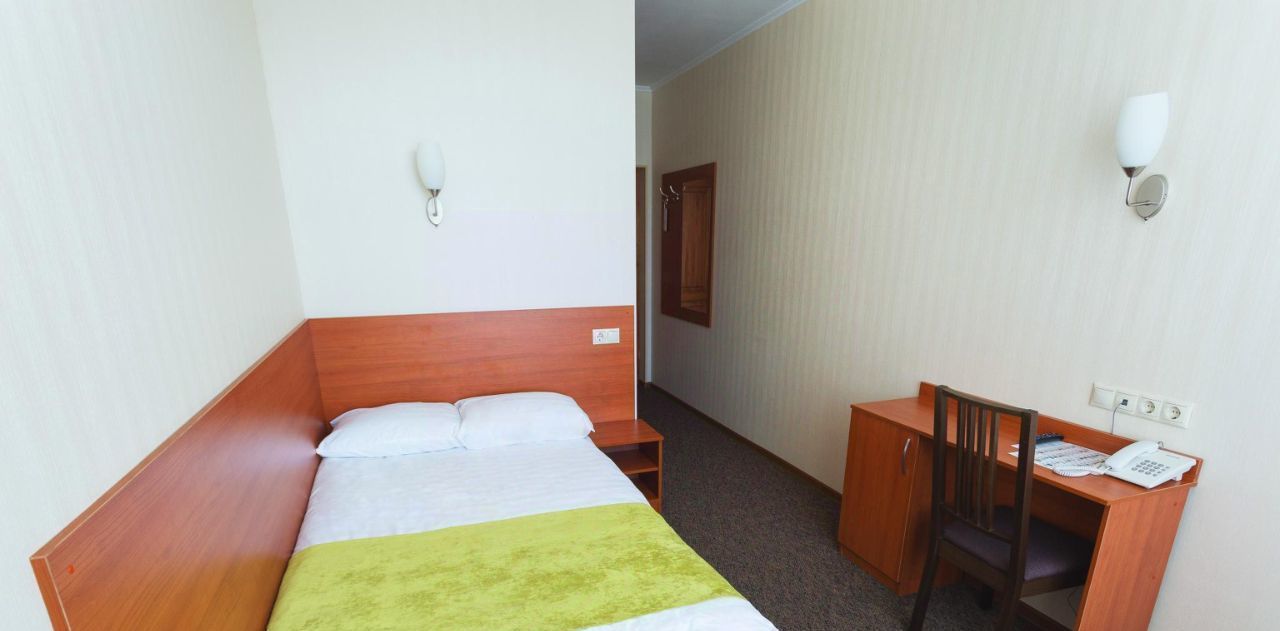 комната г Омск р-н Кировский ул Поворотникова 6 фото 23