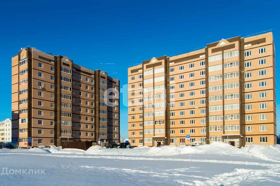 квартира г Тобольск мкр 7а 21 Тобольский район фото 9